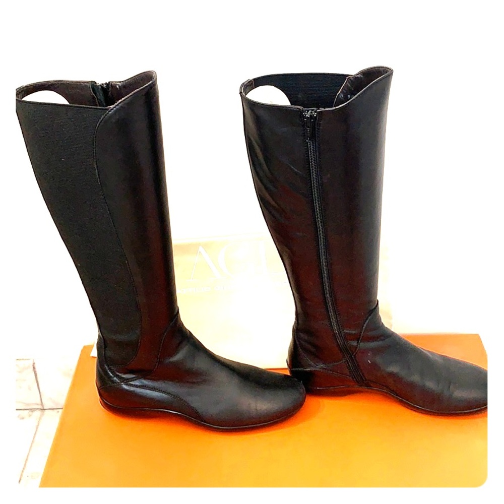 AGL Black Boot Size 6 / EUR 36